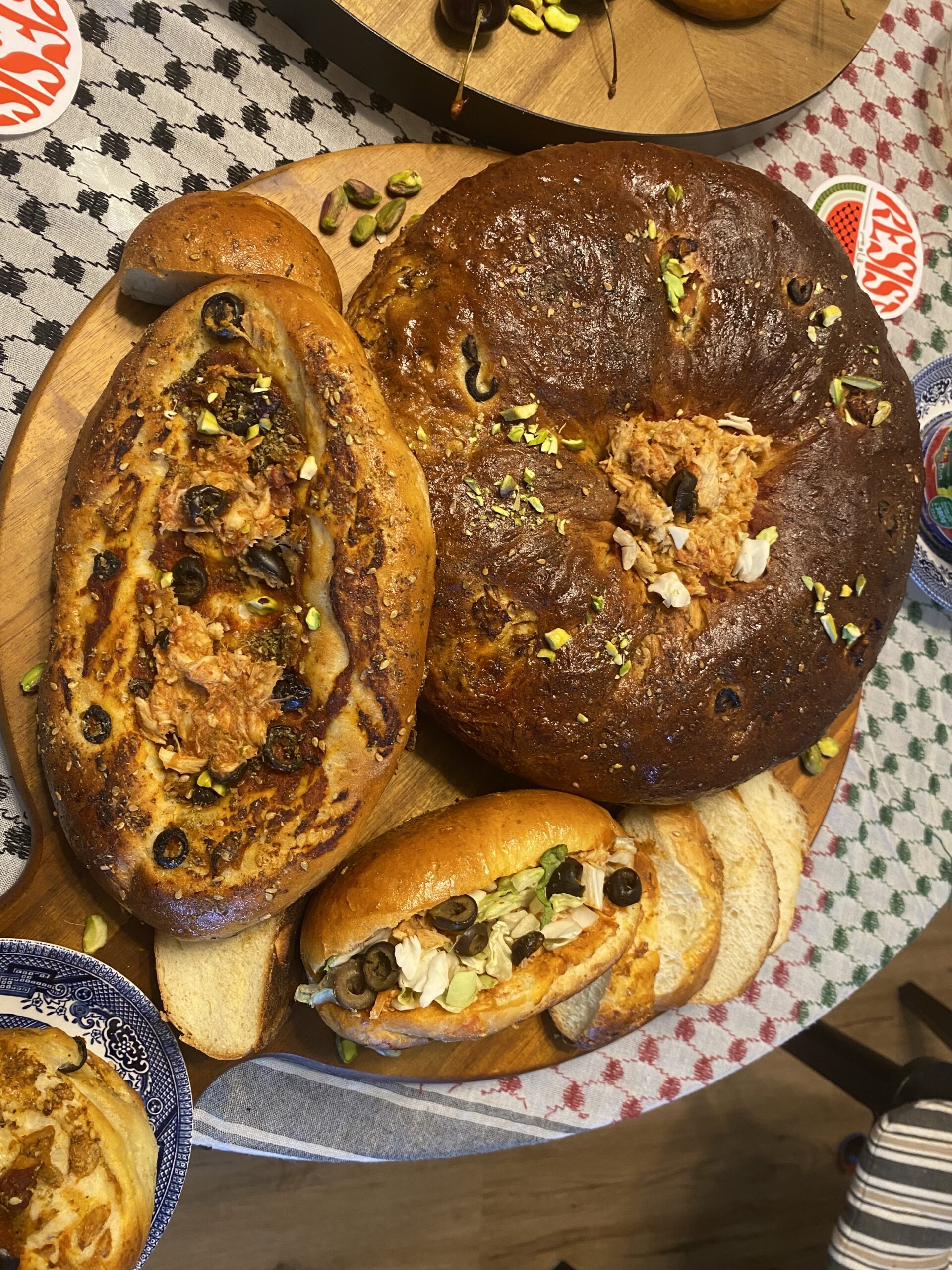 Zaatar potatoes semolina bread